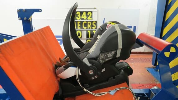 NAF- testiranje autosjedalica grupe 0+